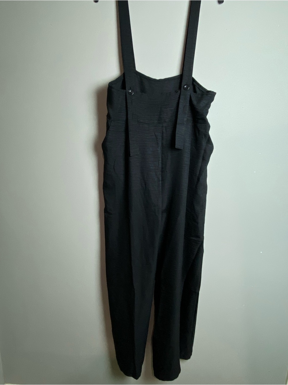 Women’s Black Wide-Leg Jumpsuit with Adjustable Straps